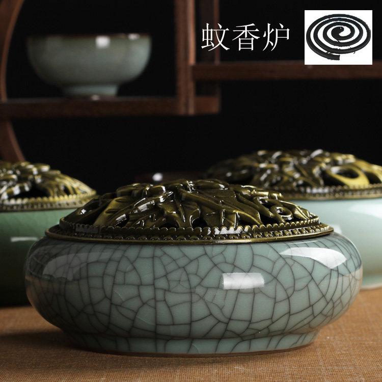 Longquan celadon large summer mosquito-repellent incense box ring incense burner ceramic room safety furnace with lid crack furnace storage tank