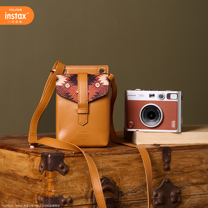 FUJIFILM Instax One-Time Imaging Mini Evo Classic Splicing Camera Bag with Shoulder Straps