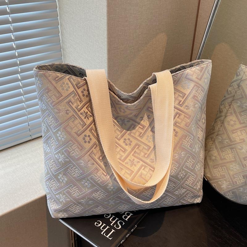 Guangxi Zhuang Brocade Bag for Women 2026 New Ethnic Style Large Capacity Tote Bag New Chinese Style Single Shoulder Commuter Handbag