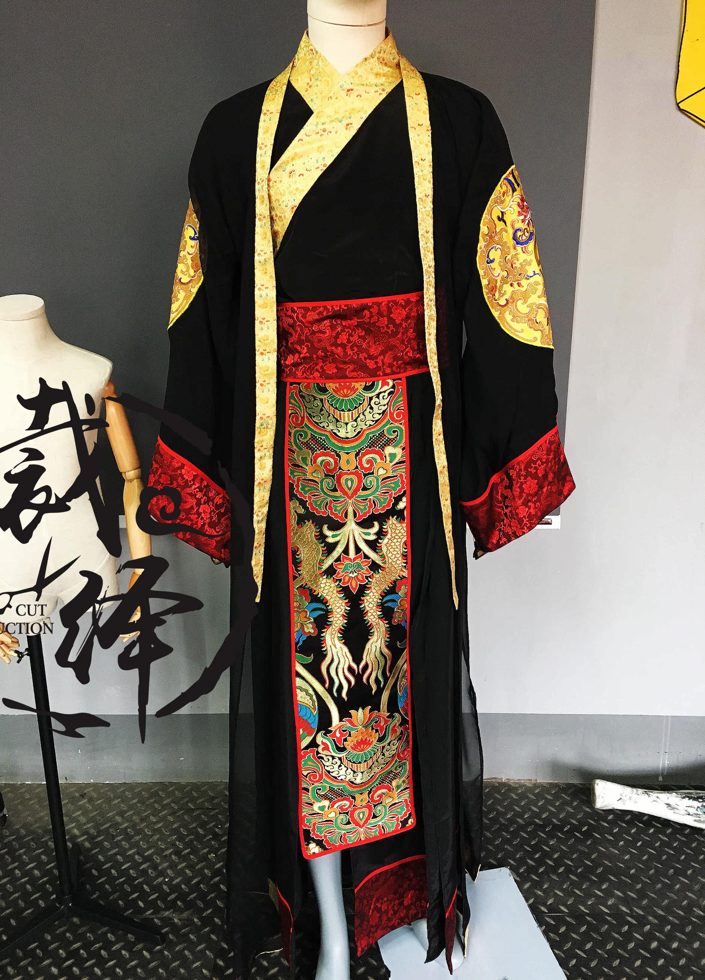 Beijing Dance Academy Classical Dance Men's Solo Dance Drama 