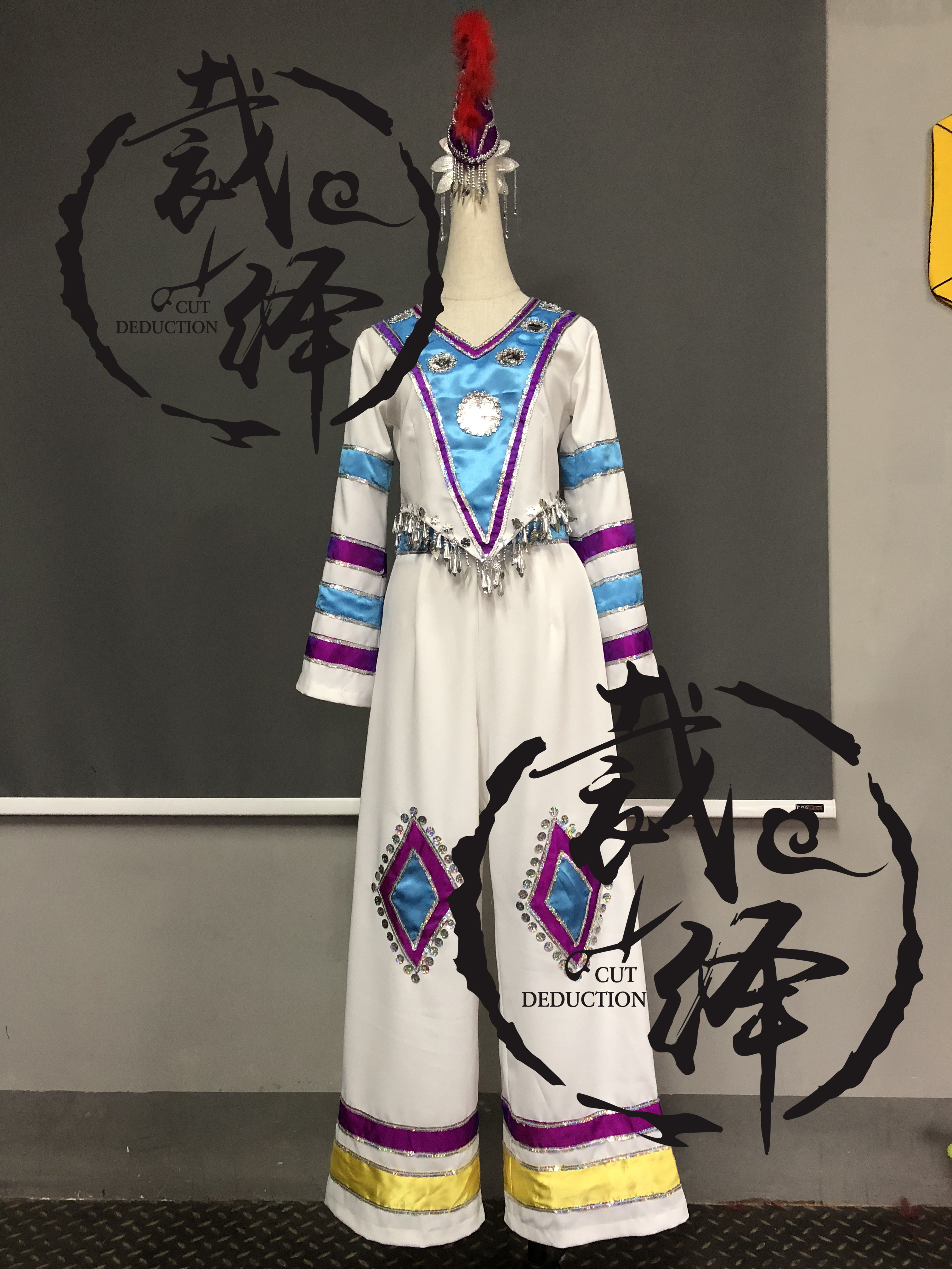 The Tailor's Peach Lee Cup Shouting the Moon Costume Yi Dance Costume National Stage to Serve Stage National Costume