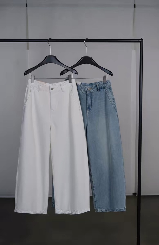 Only Selling Genuine and Authentic Sparks of Fire New Style Simple and Versatile Casual Jeans Ke 44.9kg Color Pants