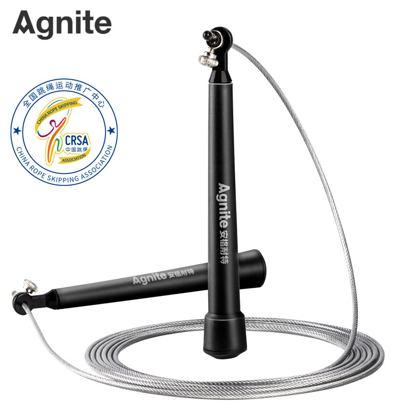 Able adult with aerobic fitness burning Grease Jump Rope Adjustable Counting Rope Movement Practice Plastic Handle Fast Bearing