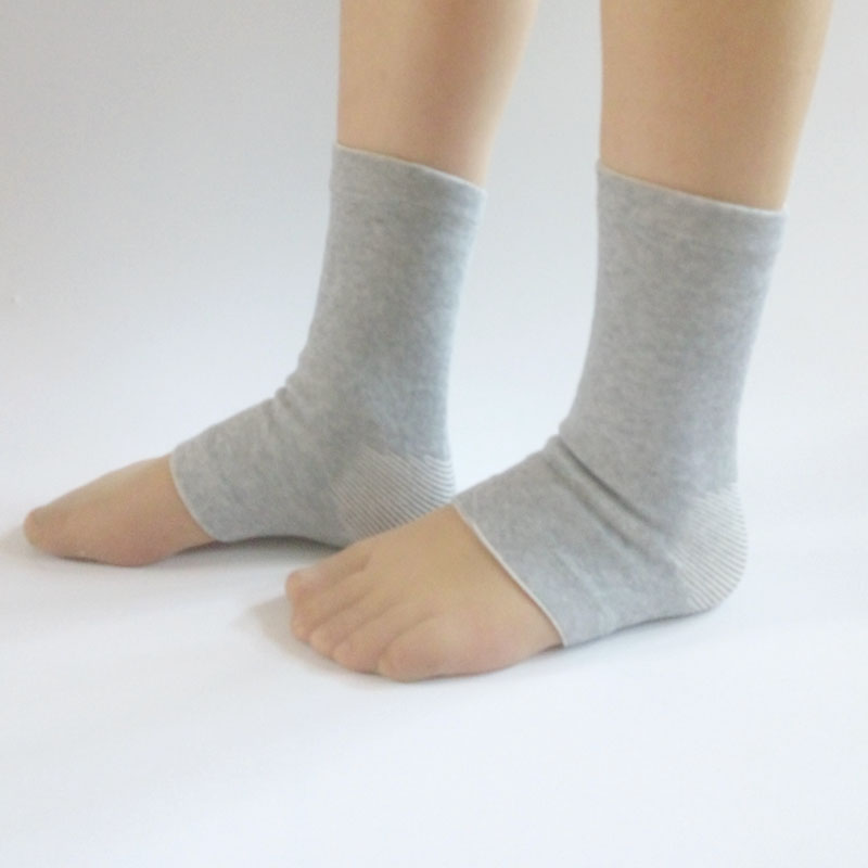 Warm ankle and neck, heel and air-conditioning room sleeping wrist joint warm foot cover