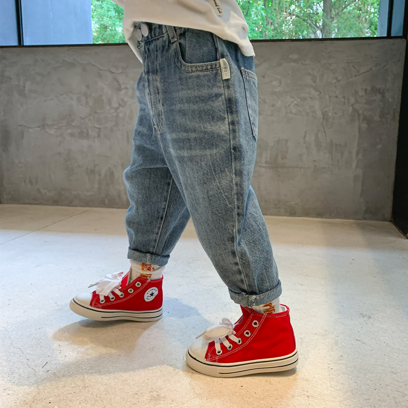 Meng Meng Costume 2022 Spring Autumn New Children's Jeans Boy Han Version Denim Jeans Foreign Palate Baby Pants