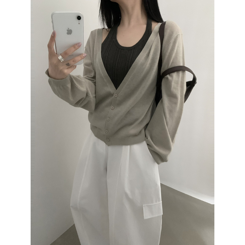 H-Xl-Autumn New Halter Neck Knitted Vest + Lazy Style Loose Knitted Cardigan Two-Piece Set M51381 H-Xl-Autumn New Halter Neck Knitted Vest + Lazy Style Loose Knitted Cardigan Two-Piece Set M51381