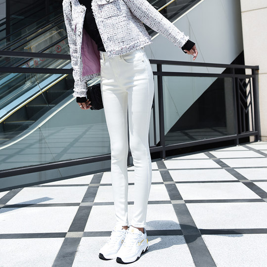 Fleece-Lined Women's Jeans 2025 Winter New High-Waisted White Thickened Warm Stretchy Slim-Fit Skinny Pants Long