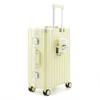 Кремового цвета