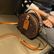 2021 Autumn Winter New Round Cake Small Round Bag Pet Backpack Carry-on Satchel Bag Mobile Phone Bag Package Mini Small Bag Fashion