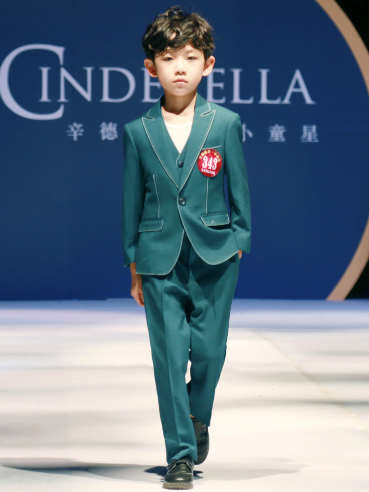 Children's suit Three-piece suit Boys 'suit Middle and large children's Korean suit Small suit Vest jacket Boys' dress