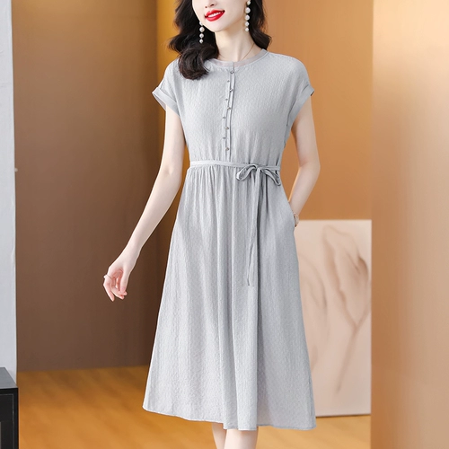 Элитное изысканное летнее платье, длинная юбка, яркий броский стиль, изысканный стиль, средней длины, по фигуре