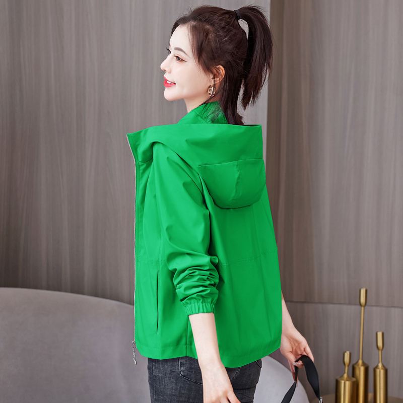 2026 Early Spring and Autumn New Short Jacket Women's Loose Hooded Casual Baseball Jacket Double Layer