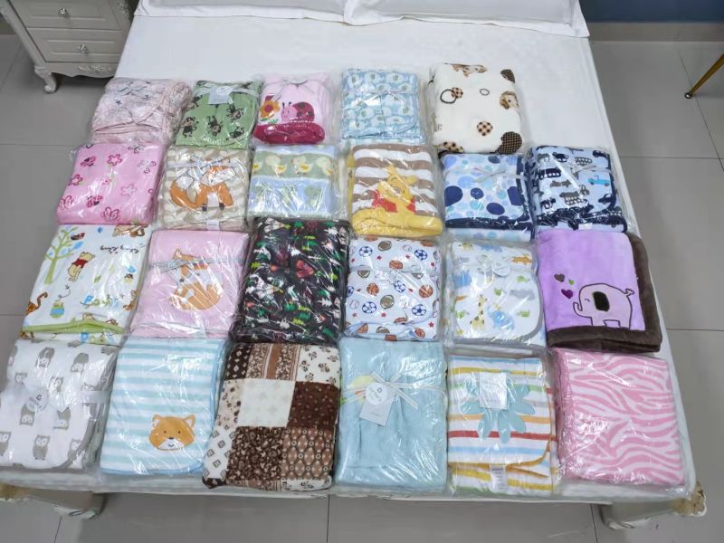 Foreign trade blanket carpet carpet carpet carpet carpet animated cartoon freshly covered outdoor camping sheets