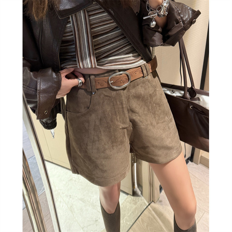 Autumn and Winter New American Retro Suede Shorts for Women, High-Waisted Wide-Leg Casual Pants, Slimming and Versatile A-Line Pants