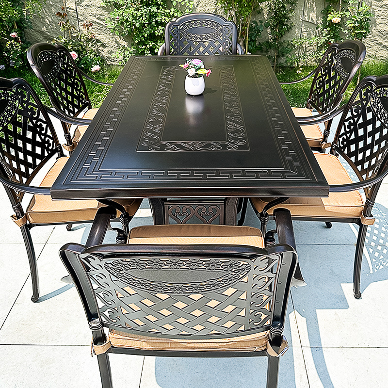 Outdoor Tables and Chairs Cast Aluminum Courtyard Villa Outdoor Open-Air Terrace Garden Aluminum Alloy Waterproof and Sun-Resistant Wrought Iron Leisure Tables and Chairs