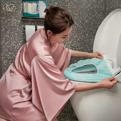 Fan cotton disposable toilet pad non-woven set into the cushion paper travel full coverage waterproof toilet cover travel household