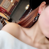 Day Korea Temperament Rose Gold Geometric Rhomboid Earrings Female Brief Personality with a thin ear pendant cold light wind ear