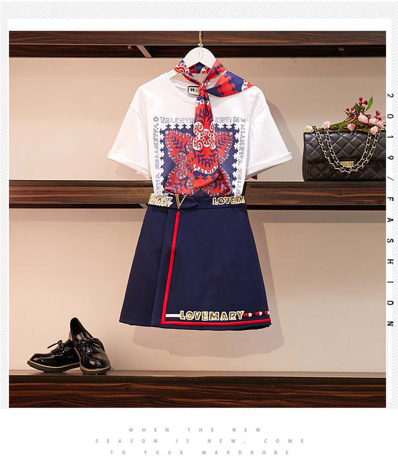 DABI 韓國復古風時尚植物紋T恤顯瘦套裝短袖裙裝 DABI 韓國復古風時尚植物紋T恤顯瘦套裝短袖裙裝