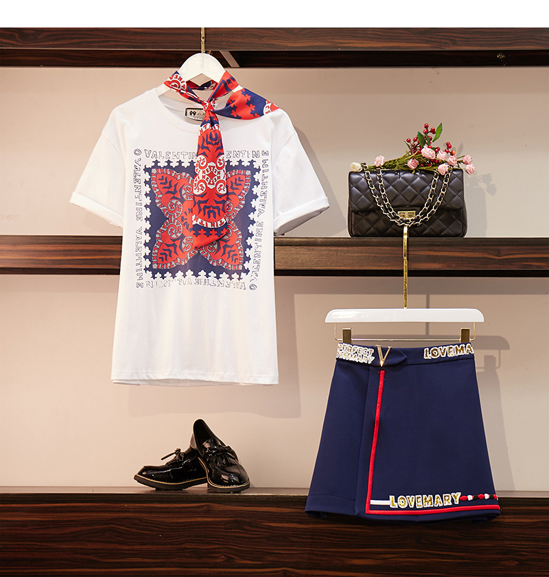 DABI 韓國復古風時尚植物紋T恤顯瘦套裝短袖裙裝 DABI 韓國復古風時尚植物紋T恤顯瘦套裝短袖裙裝