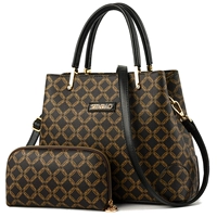 Черная сумка с петлей на руку, крокодиловый принт