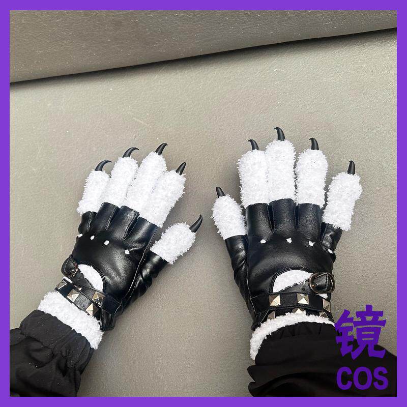 Finished animal-themed gloves, black Kig-style animal-themed close-fitting claws, and a pair of printed nails.