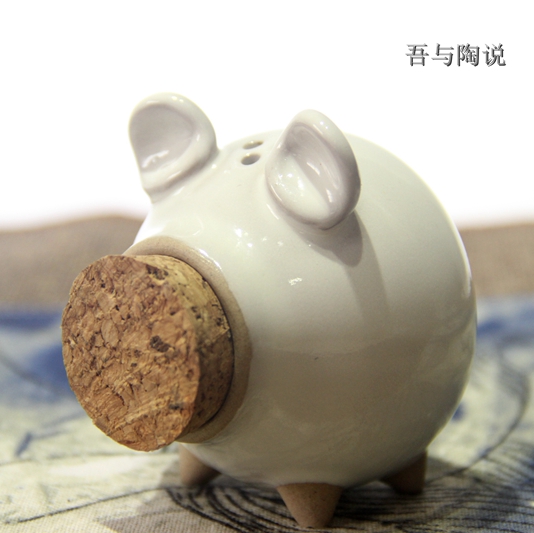 Special offer European-style stoneware tableware) pig shape) seasoning jar with cork) seasoning bottle can be used as a gift