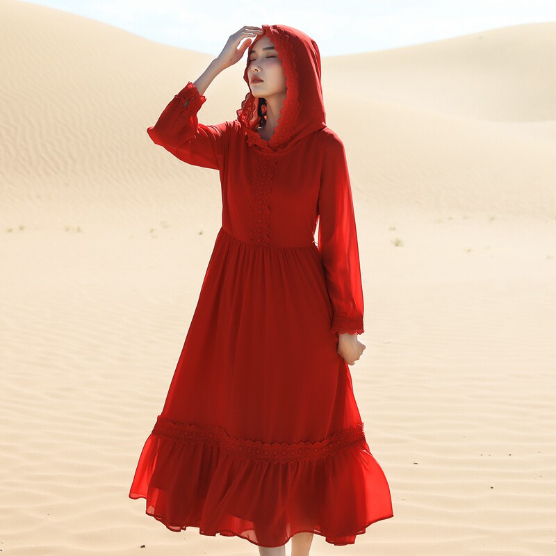 Qinghai Desert Brigade Pat on the Yangdress Small sub-long dress Red Lianhood Long sleeves Large pendulum snow-spinning Tibet Tourism clothes