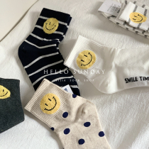 South Korea imported socks ladies spring summer autumn and winter Four Seasons cotton smiley face socks Korean version of Japanese cute cartoon socks