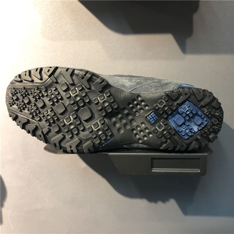 columbia non slip shoes