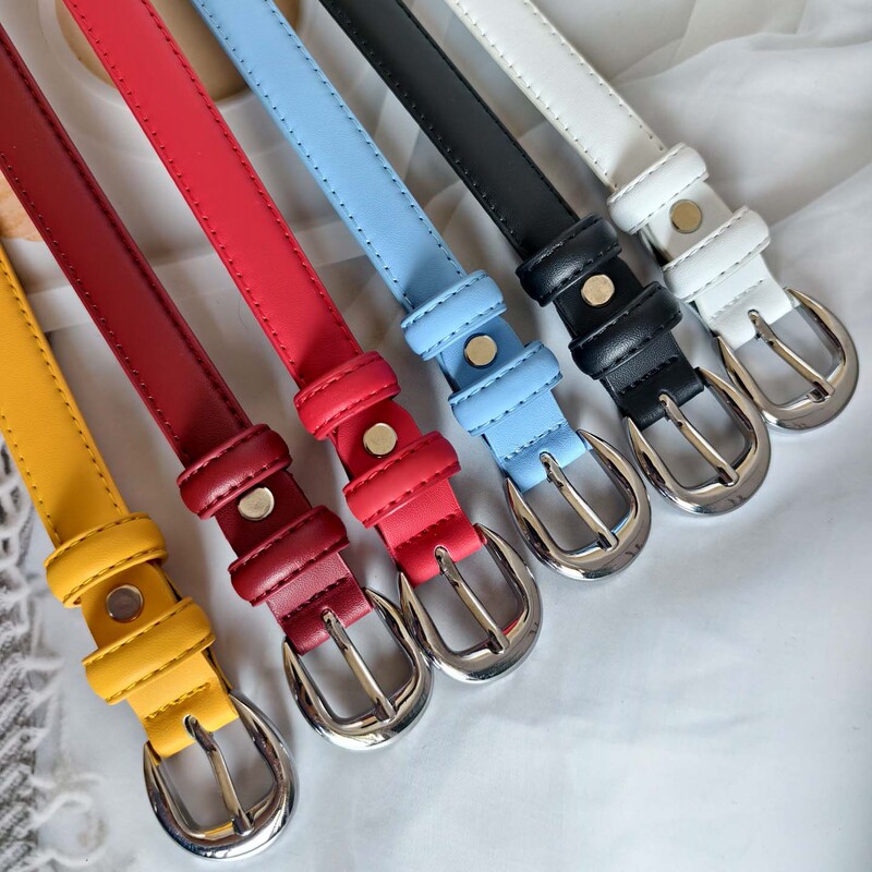 Women's Extra-Long Genuine Leather Belt, Vintage Red Cowhide Pin Buckle Thin Belt, Versatile and Fashionable, Durable and Non-Fading, Suitable for Jeans