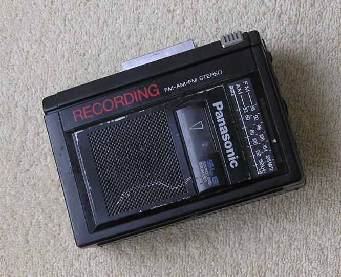 Panasonic RQ-A70 recording and playing tape Walkman (problem Machine)