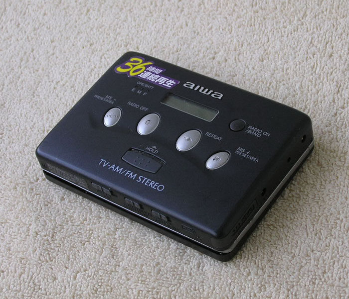 AIWA HS-RX628 HS-RX660 Retractable Tape Walkman (Problem Machine )