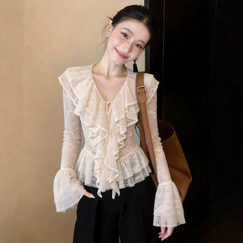 French Light Luxury Romantic Style Lace Ruffle V-Neck Bell Sleeve Women's 2026 Spring New High-End Top