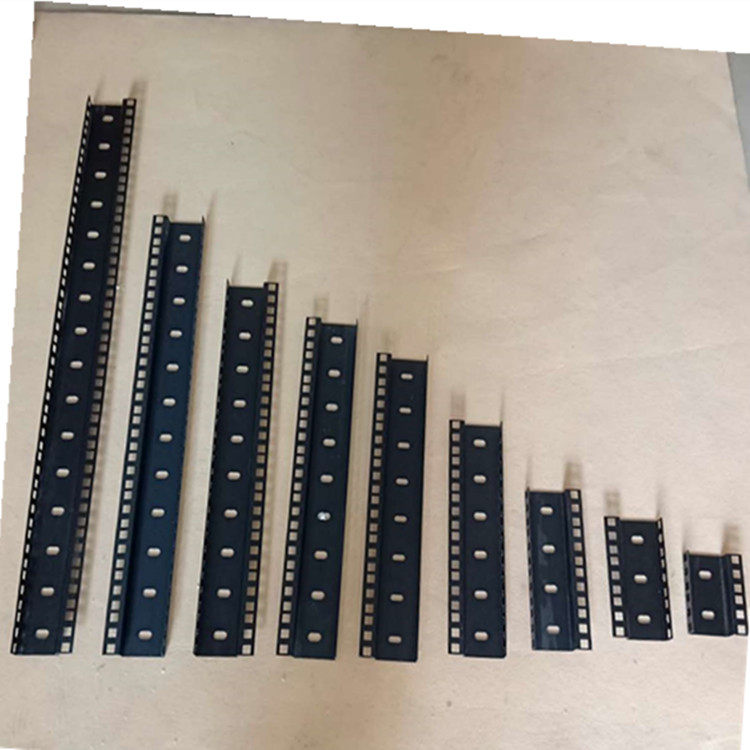 Air box accessories 2U4U6U8U10U12U16U large U plate square hole slotted plate five gold accessories cabinet rack