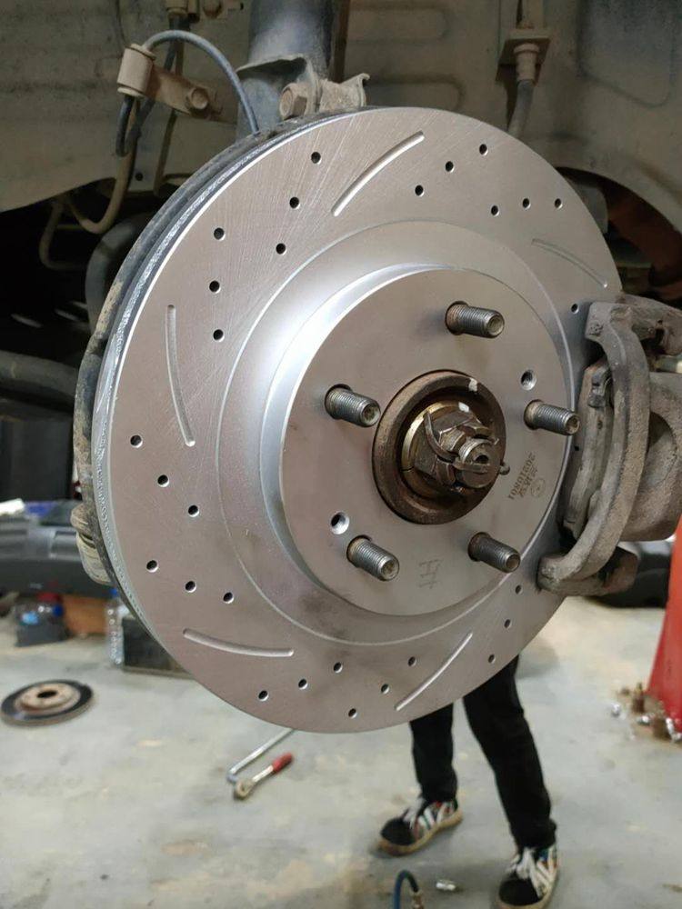 Suitable for Volkswagen Touran L, Lingdu, Langxing, Tansheng, Langjing, Rutan, Tange, Kaidi, Weiling, Tukai Rear and Front Brake Discs