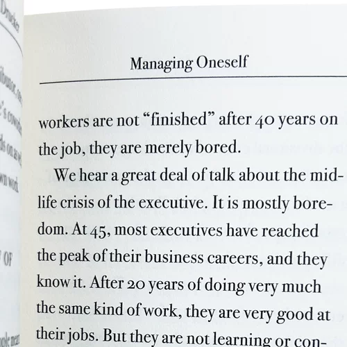 Оригинальная английская версия «Управление собой» Harvard Business Review Классика «Управление собой — ключ к успеху» Английская версия в твердом переплете Импортированная оригинальная английская книга