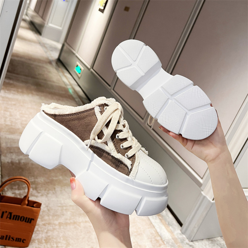 European station women's shoes 2022 autumn new waterproof platform tassel thick-soled platform shoes heightening shoes French Muller shoes trend