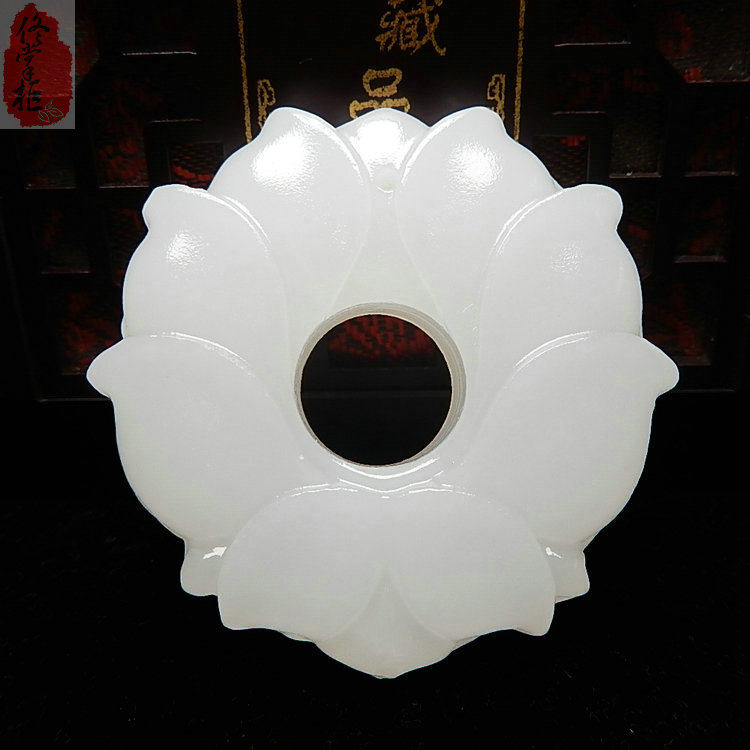 Lotus torch pendant natural white jade retro jade pendant Han suit Yupei waist peelings handmade accessories pendant jade pendant
