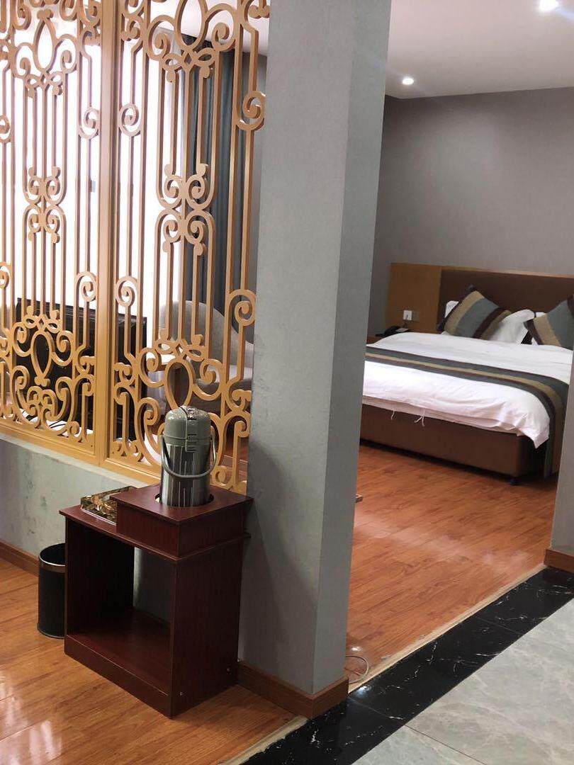 Aonisi Fashion Hotel Luxury Boutique Stay in Anqing - Product image 3