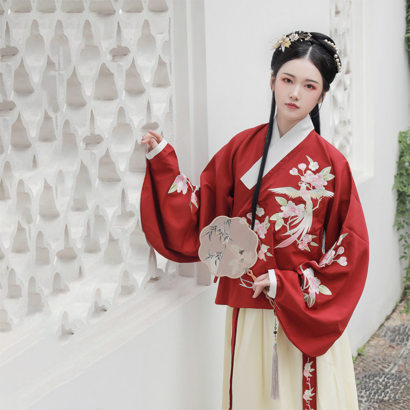 2022古装中国风齐腰袄裙明制汉服女飘逸古风全套秋冬正品原创超仙,美到心坎的古韵之选!_汉服半身裙_淘宝服装网