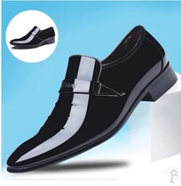 Mens business British leather shoes youth pointed wedding shoes casual black Korean version set feet breathable mens shoes formal shoes