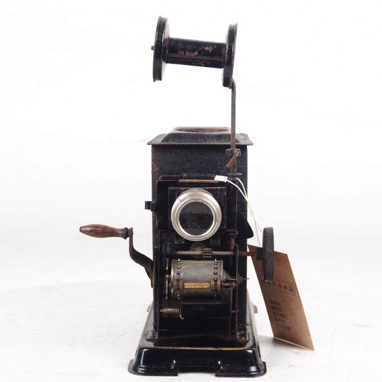 1910s Western Antiquity Perfecto Defects 35mm Sheet Iron Sheet Projector PROJECTOR Hand-powered cinematic machine