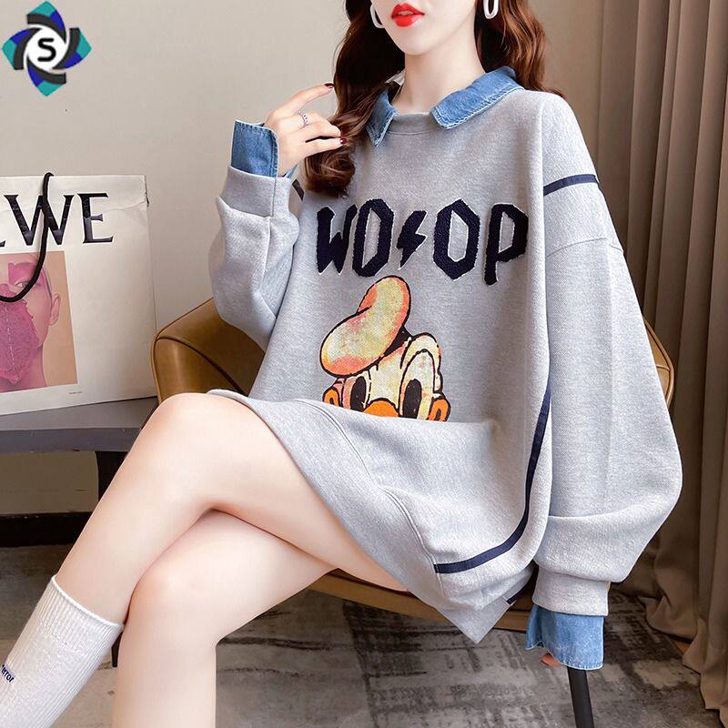 Sweatshirt woman autumn and winter vacation two pieces of lazy loose Tibetan meat blouse Cowboy splicing cartoon printed foreign pie minus age jacket