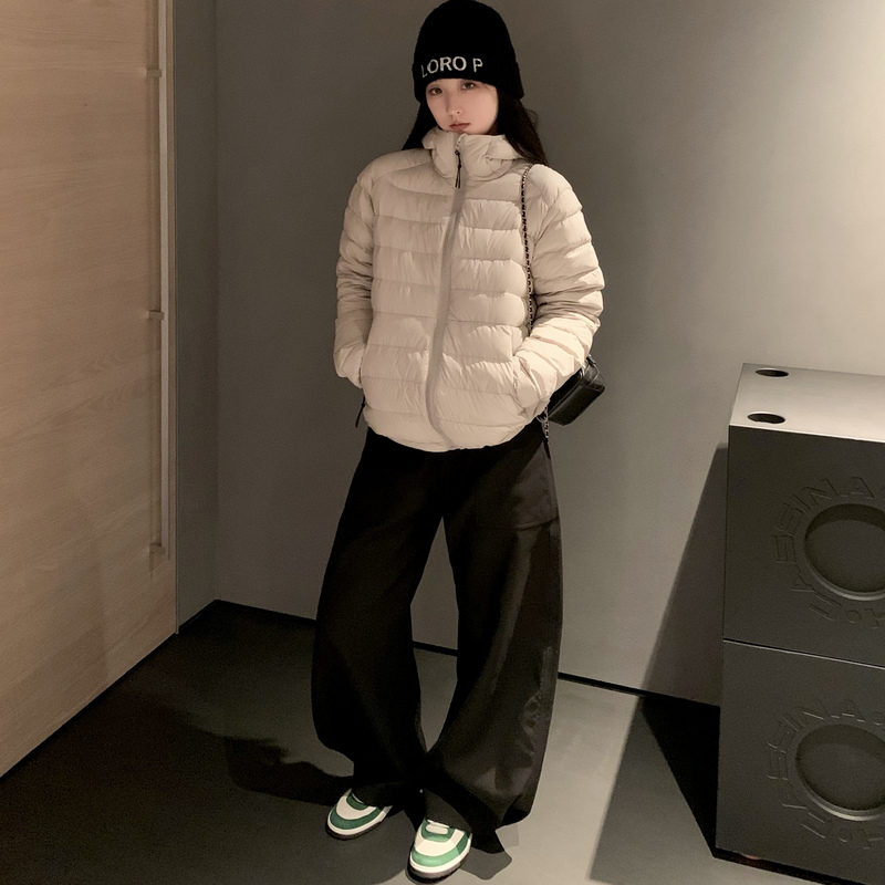 2025 Winter New National Standard 90 White Duck down Unisex Ribbed down Jacket Suitable for Everyone