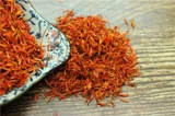 Бесплатная доставка трава красный цветок 500G Синьцзян Сафлор Сэффловер Трава может быть сопоставлена ​​с листьями искусственного искусства.