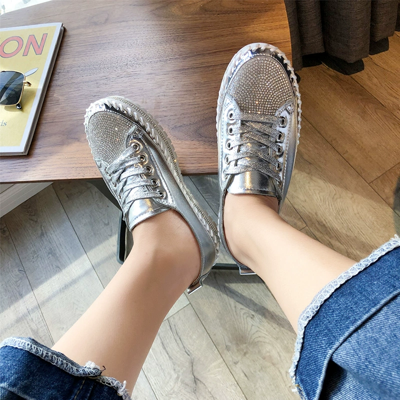 Rhinestone hội đồng quản trị giày giày nữ mùa thu 2019 học sinh low-top ren lên hợp thời trang giày trắng đế dày thể thao giản dị giày low-top - Giày cắt thấp