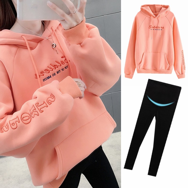 Pregnant woman Autumn winter clothing suit stylish style Han version net red plus velvet clothing 2021 Spring and autumn cash blouses Two sets of damp mothers