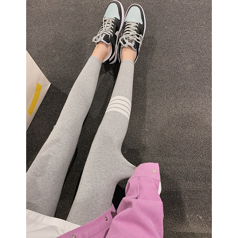 Pregnant woman pure cotton pants Spring autumn outside wearing 2022 new inner lap pants 90% printed tight black four-bar smoke pipe pants