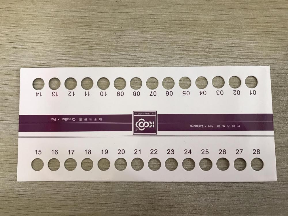 KS cross stitch thread board Cardboard thread board 28-hole thread board tied embroidery thread winding