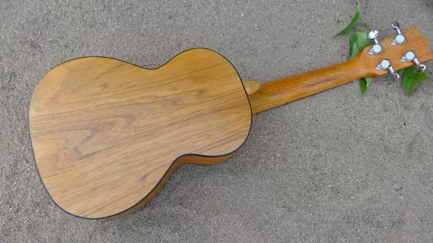 Nhạc cụ Bohai 23 inch UKULELE full elm HH-QC ukulele - Nhạc cụ phương Tây